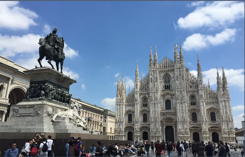 Duomo and Sforza Castle guided tour - Image 2